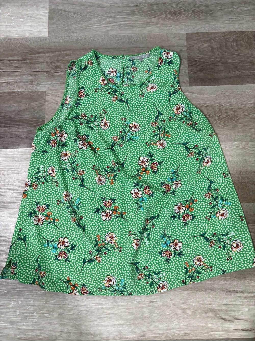 Daniel Rainn Green Floral Sleeveless Tank Top